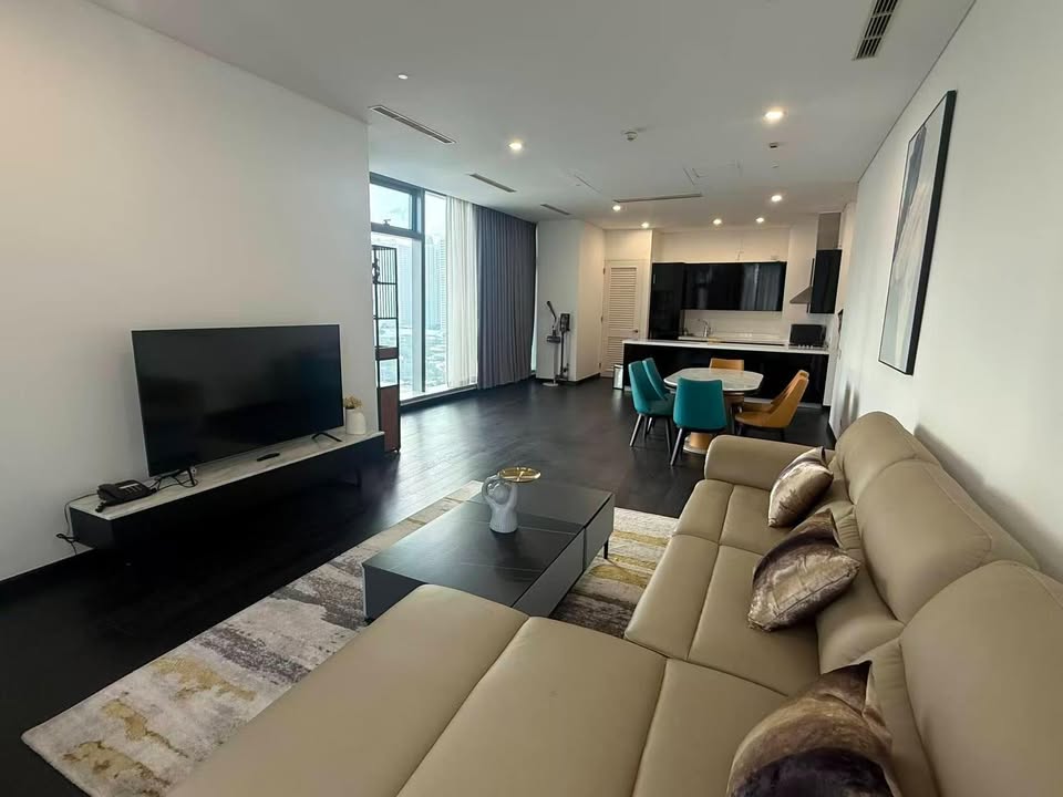 Unit 1503, Trump Tower, Century, Makati City