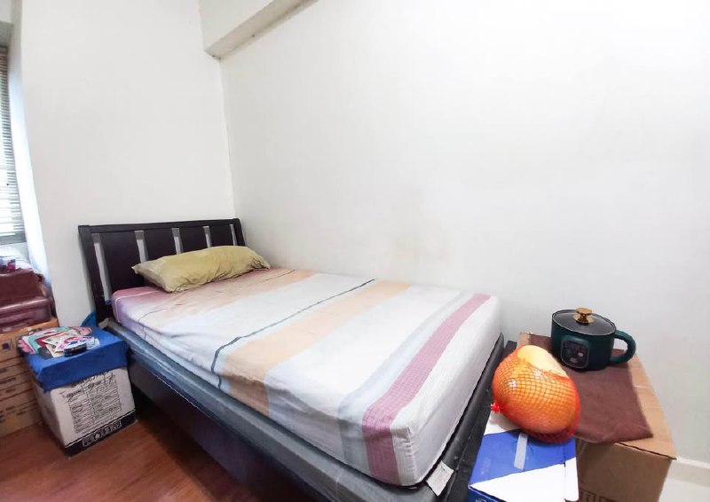 Unit 14, Eton Tower, Legazpi Village, Makati City