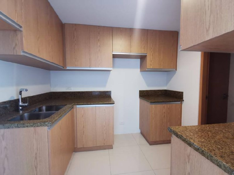 Unit 4003/3F-68, Madison Park West, Makati City