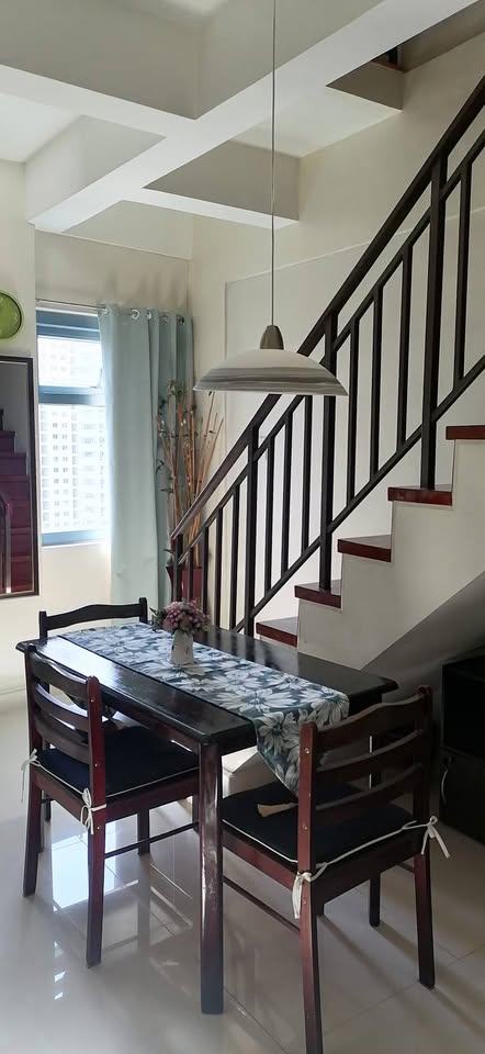 Unit 20F, Eton Parkview at Greenbelt, Legazpi Village, Makati City