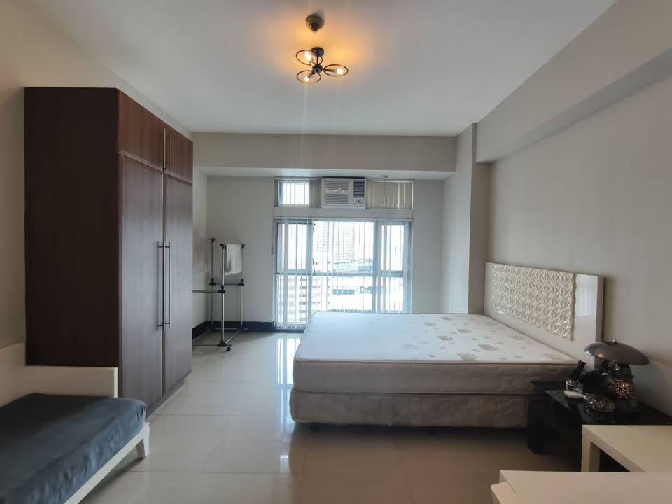 Unit 14, Greenbelt Excelsior, Legazpi Village, Makati City