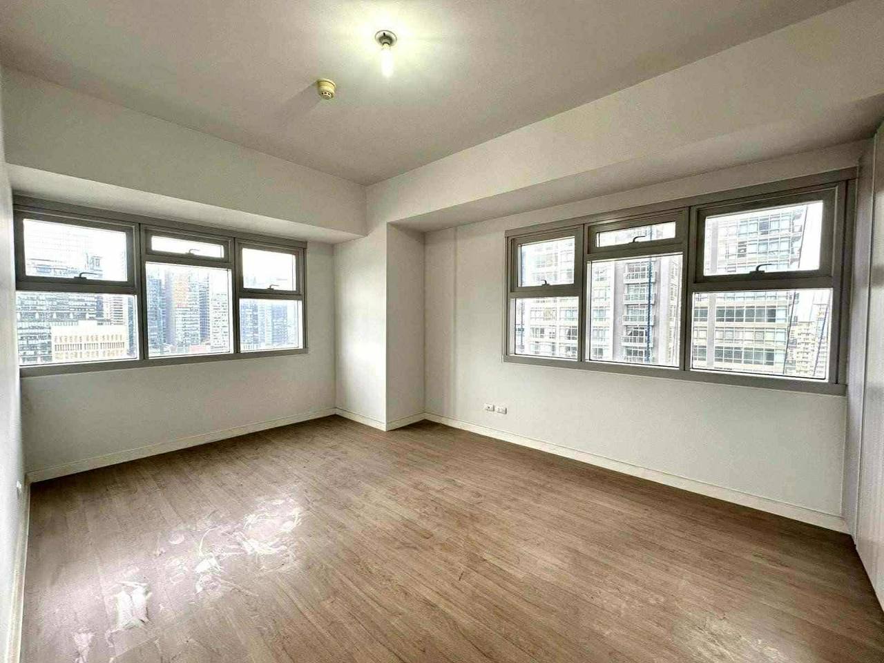 Unit 23, The Maridien Tower One, High Street BGC, Taguig City