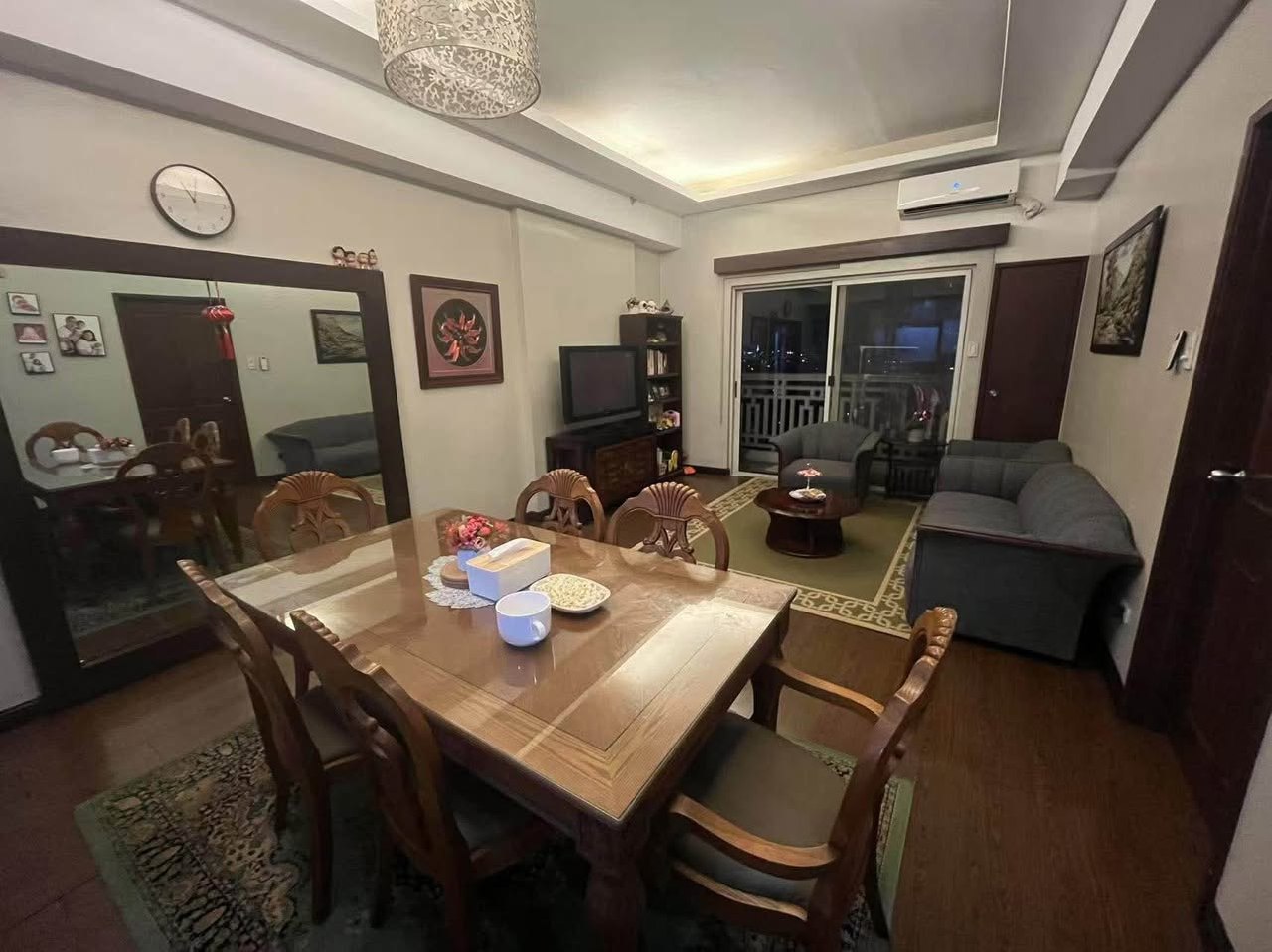 Unit 21, Elizabeth Place Salcedo, Salcedo Village, Makati City