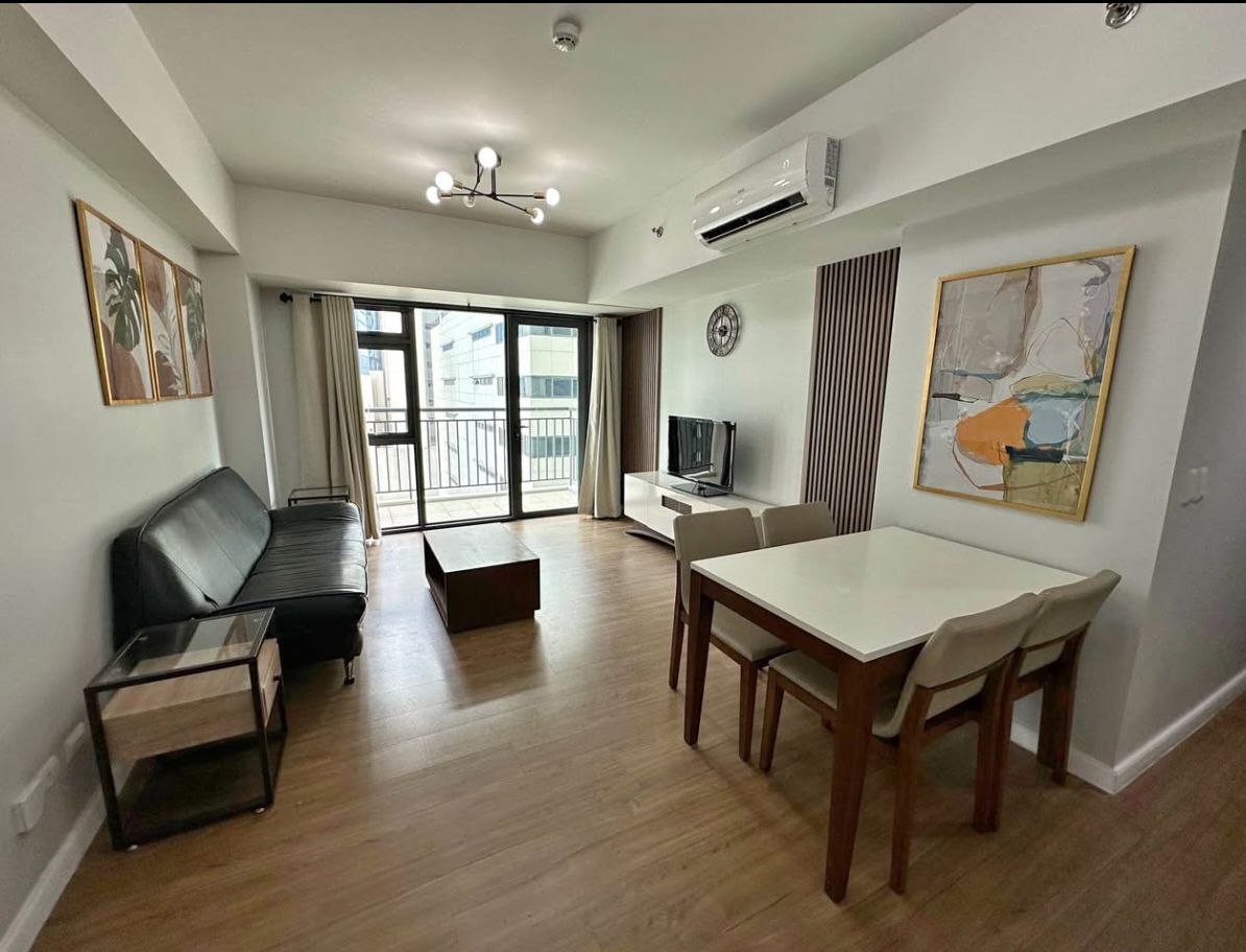 Unit 17F, Solstice Tower One, Circuit, Makati City