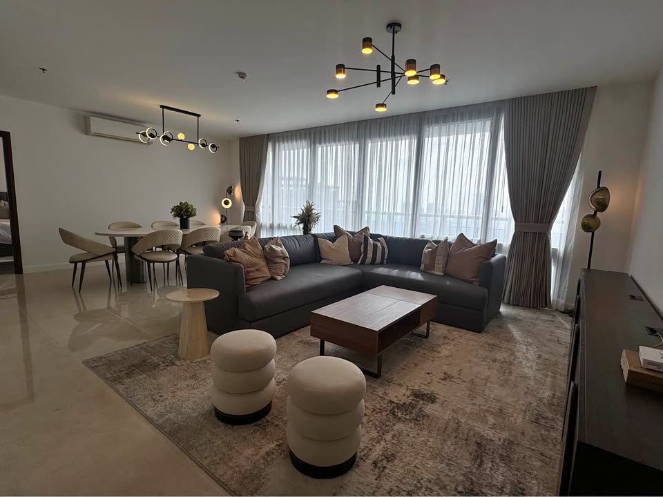 Unit 3, The Suites, High Street BGC, Taguig City