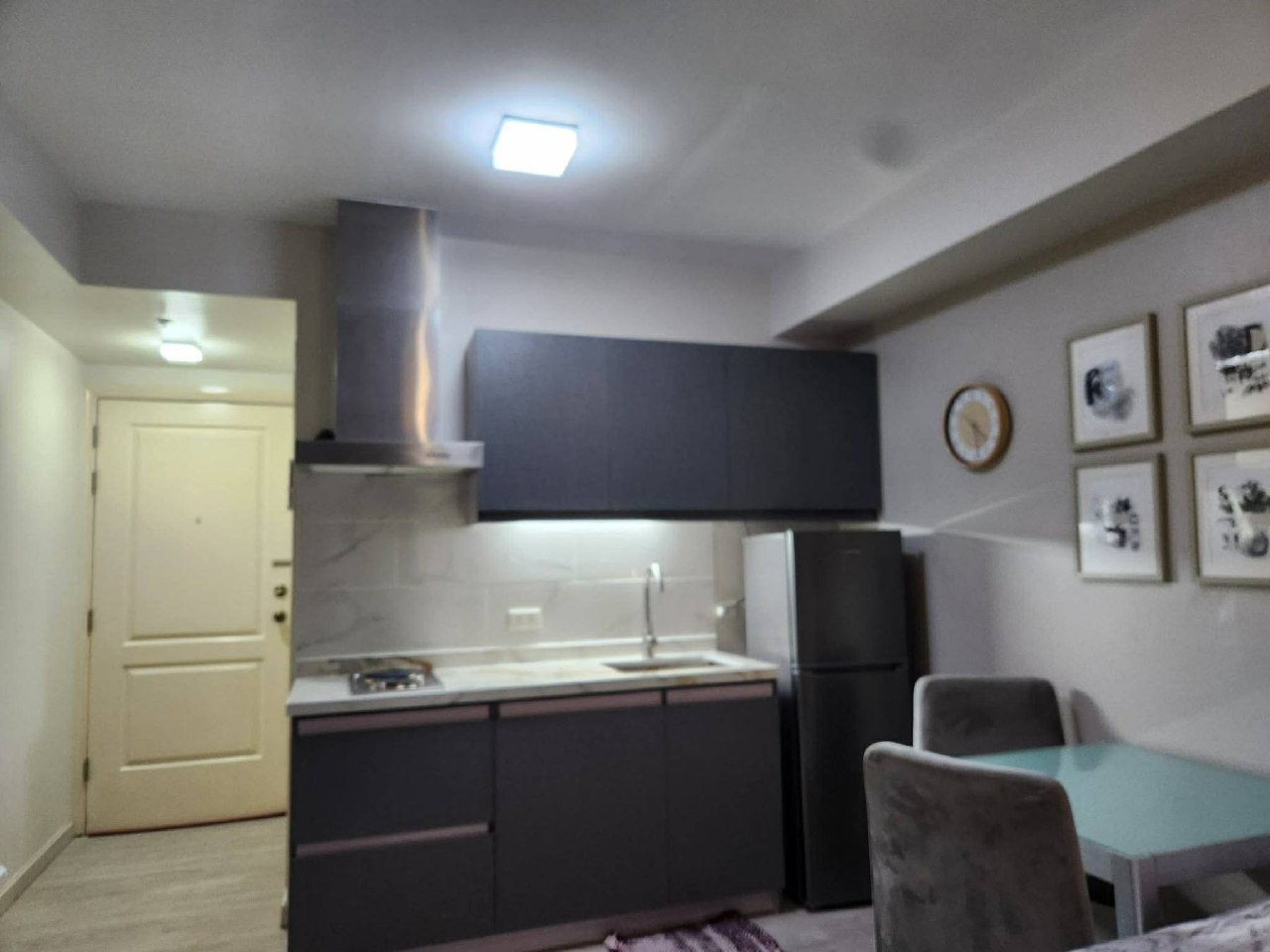 Unit 20, Grand Soho, Salcedo Village, Makati City