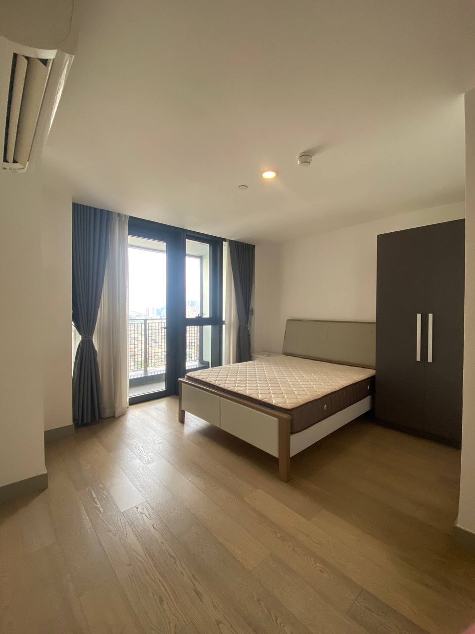 Unit 31, Century Spire, Makati City