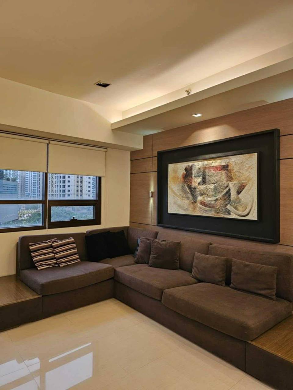 Unit 4F, Icon Residences Tower One, BGC, Taguig City