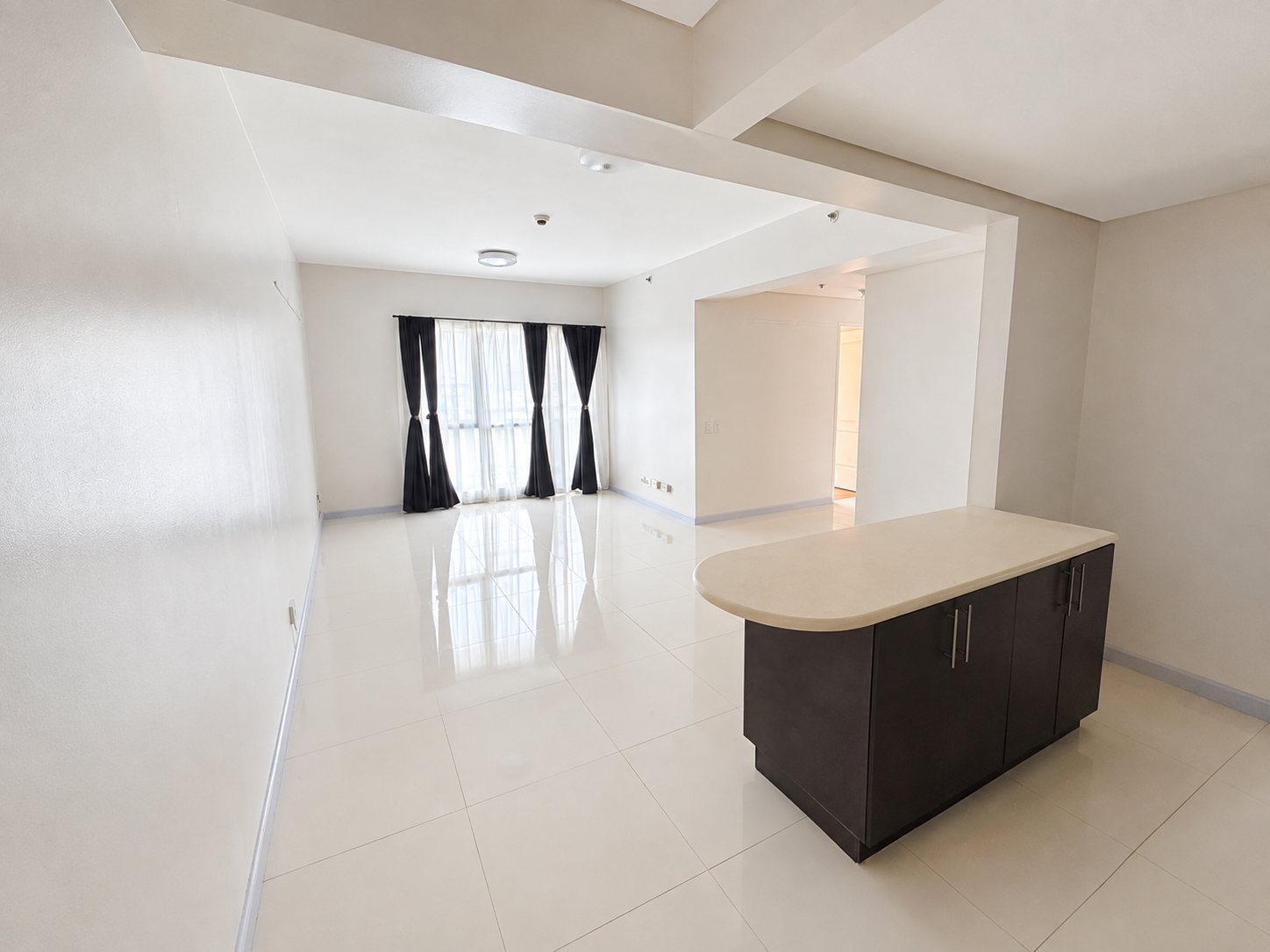 Unit 1008, Senta, Legazpi Village, Makati City
