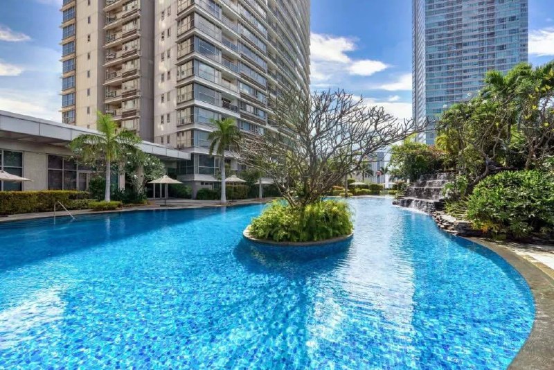 One Shangri-la Place development photo 1