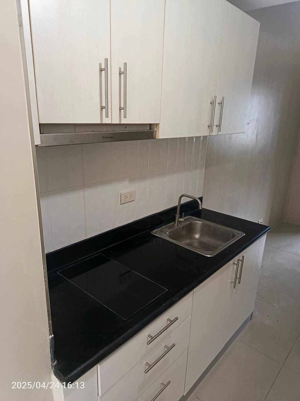 Unit 15, Jazz Residences Tower A, Makati City