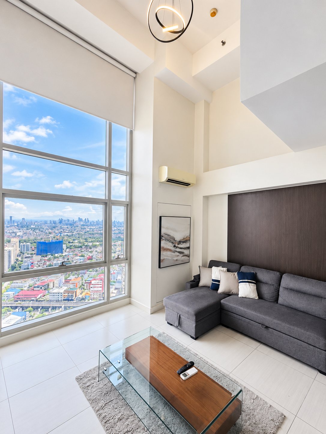 Unit 42, Twin Oaks Place, Greenfield District, Mandaluyong City