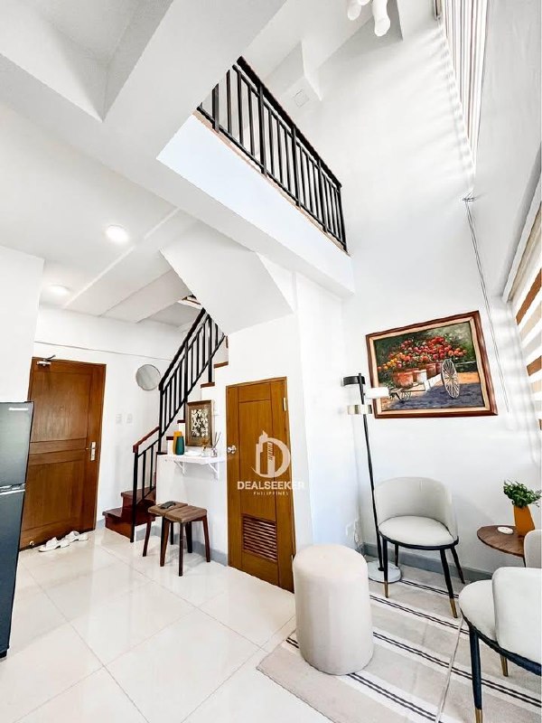 Unit 24, Eton Parkview at Greenbelt, Legazpi Village, Makati City