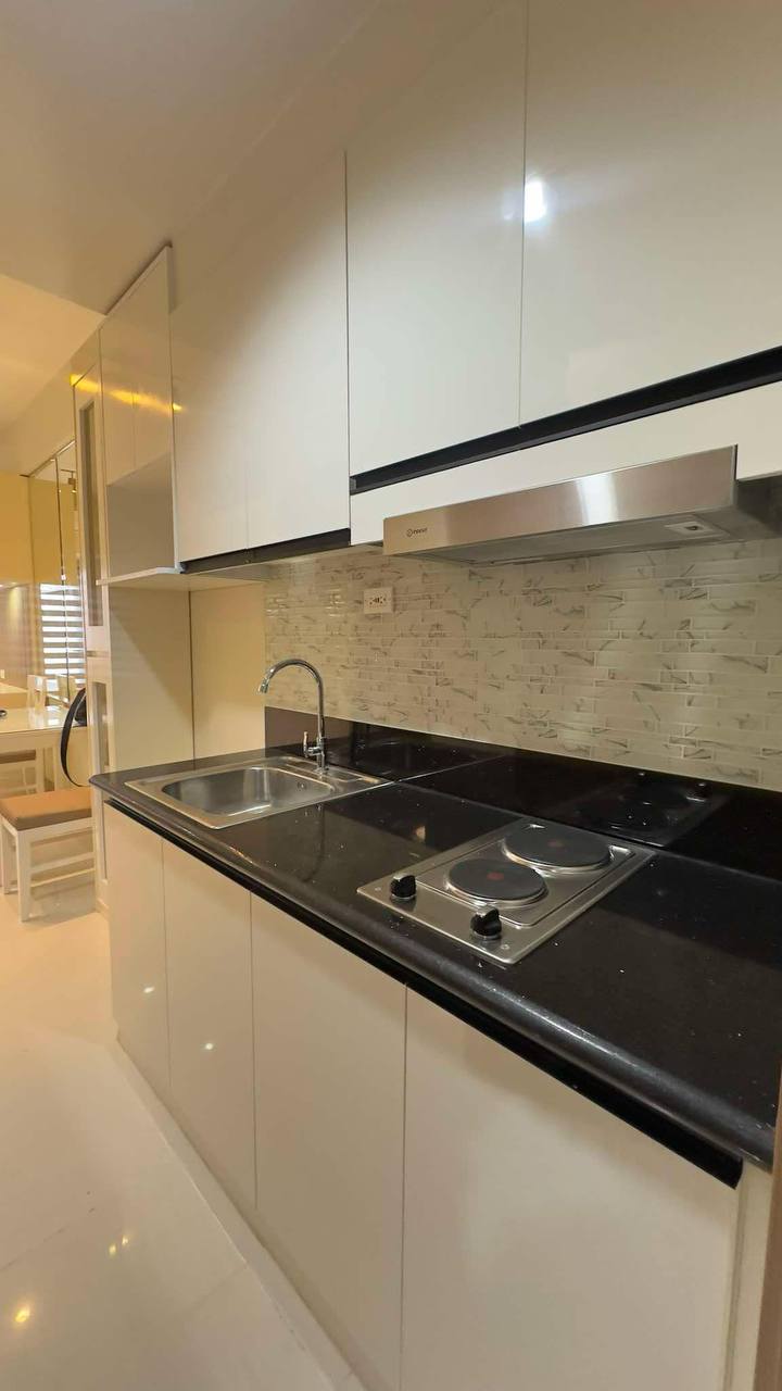 Unit 15, Shore Three Residences Tower Four, Pasay City
