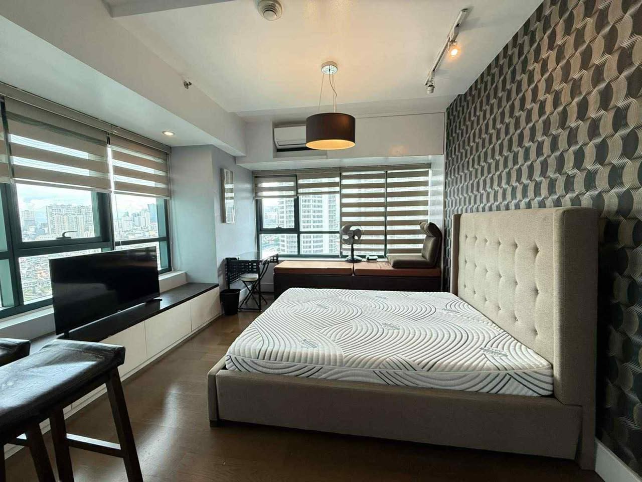 Edades Tower and Garden Villas, Rockwell Center, Makati City