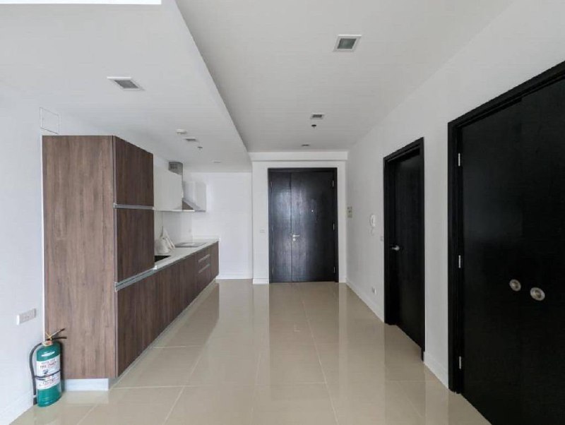 Unit 18, West Gallery Place, High Street BGC, Taguig City