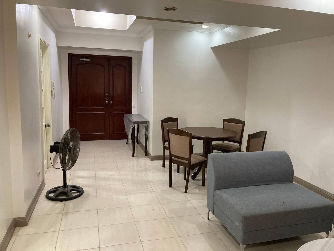 One Lafayette Square, Legazpi Village, Makati City