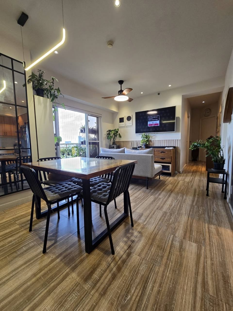 Unit 500, Brixton place Brent Tower, BGC, Taguig City