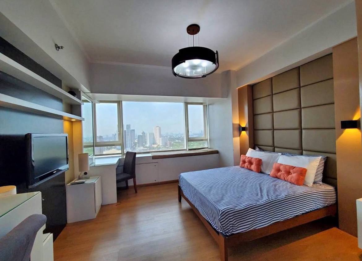 The St. Francis Shangri-la Place Tower Two, Ortigas Center, Mandaluyong City