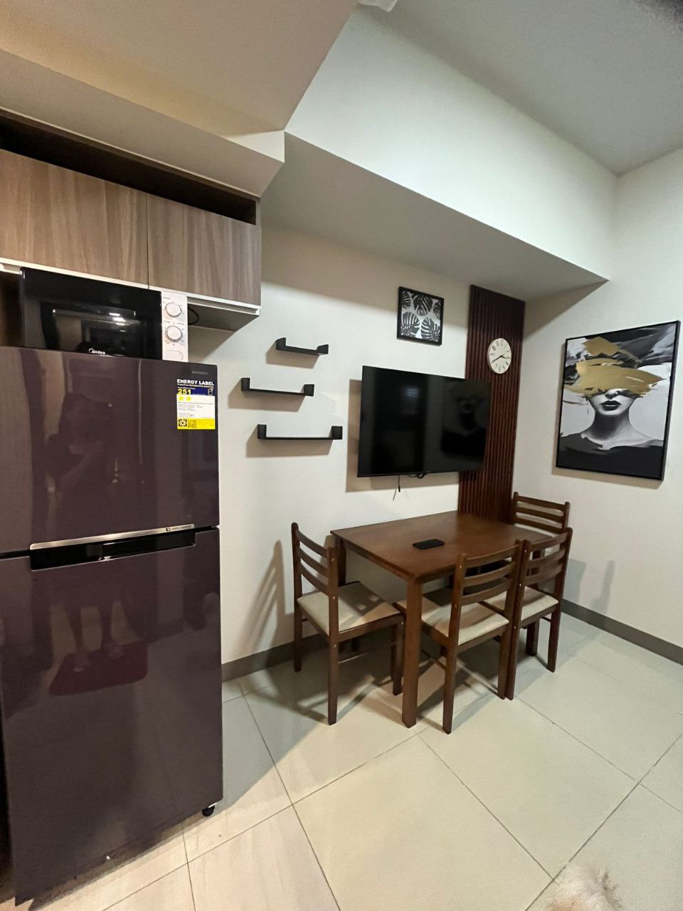Unit 9, Park McKinley West Tower A, McKinley Hill, Taguig City