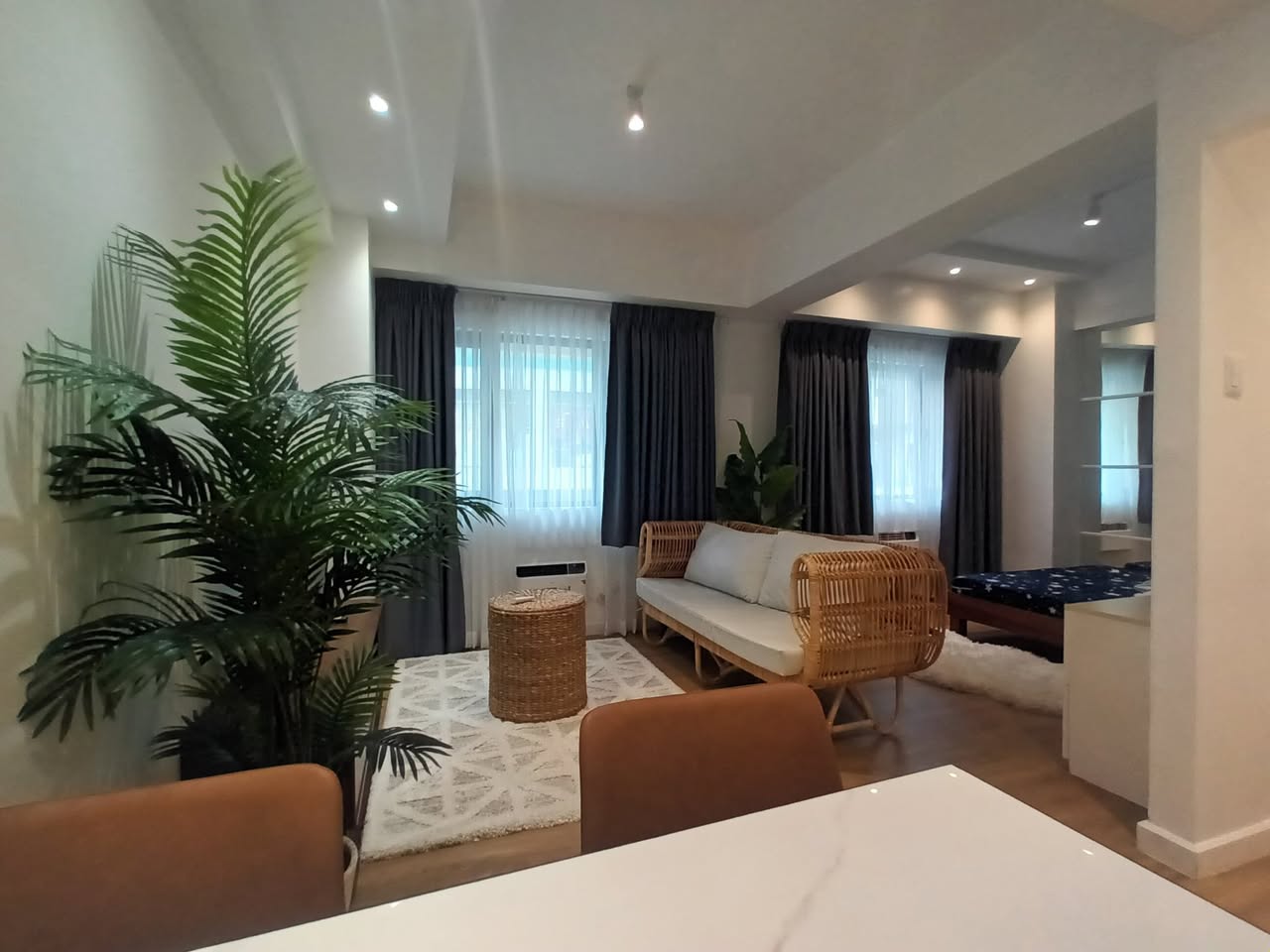 Unit 200, Forbeswood Heights Tower Six, BGC, Taguig City