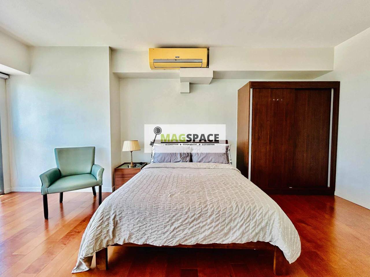 Unit 8, The Colonnade Residences, Makati City