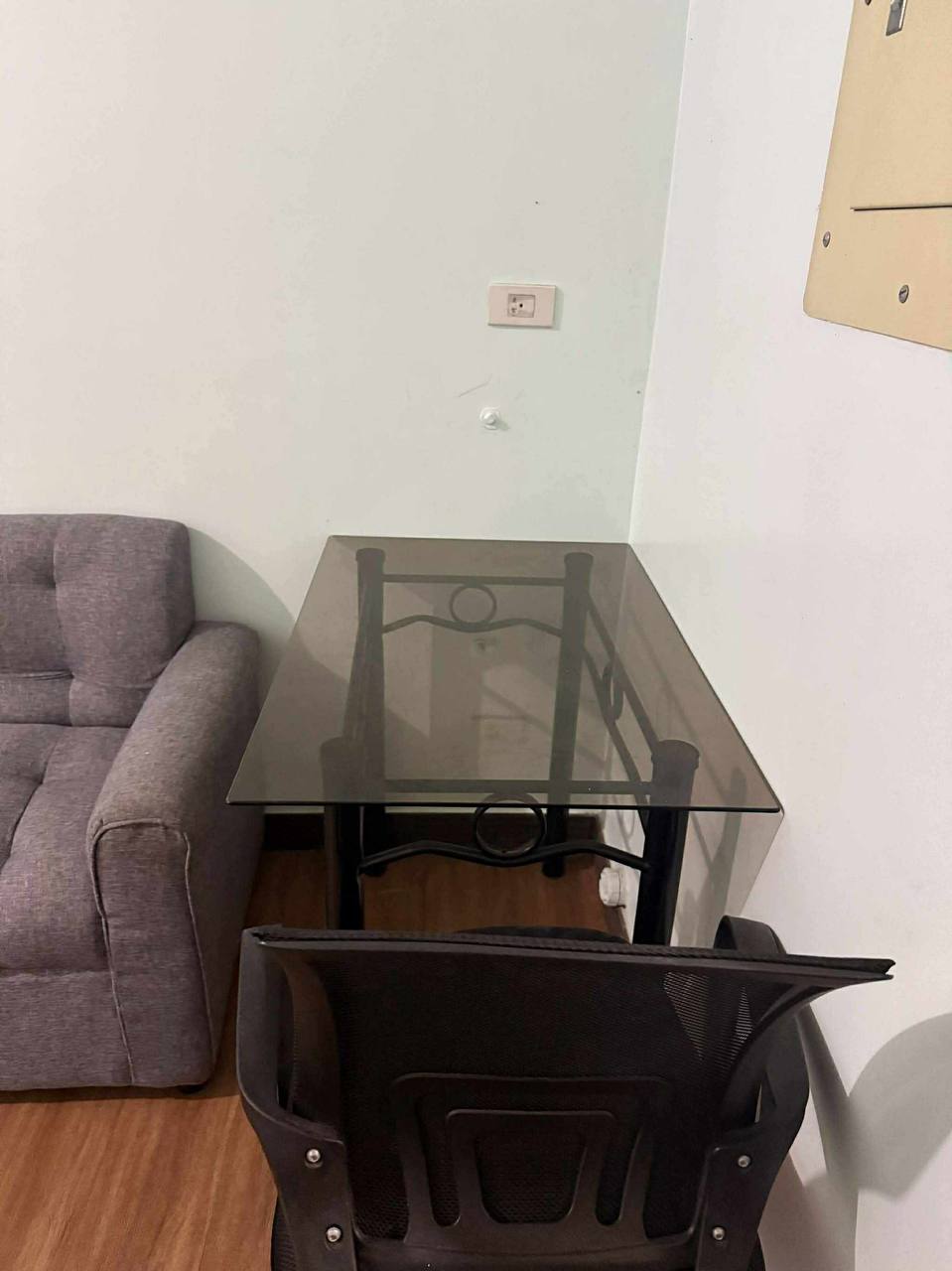 Unit 15, La Verti South Tower, Pasay City