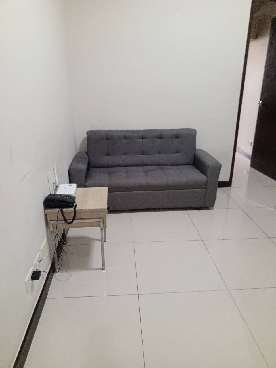 Unit 41, Admiral Baysuite, Manila City