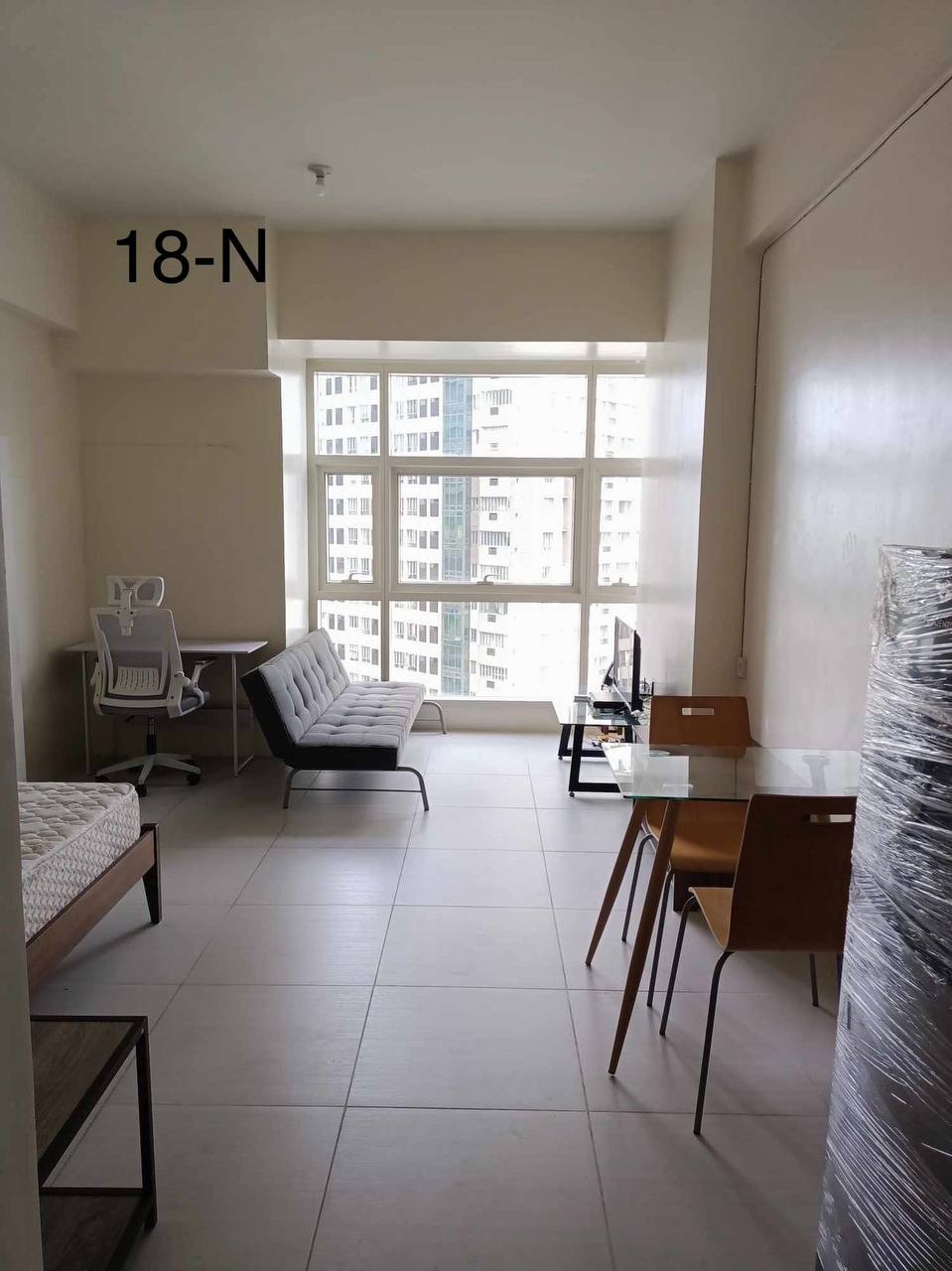 Unit 18N, Twin Oaks Place East Tower, Location N/A