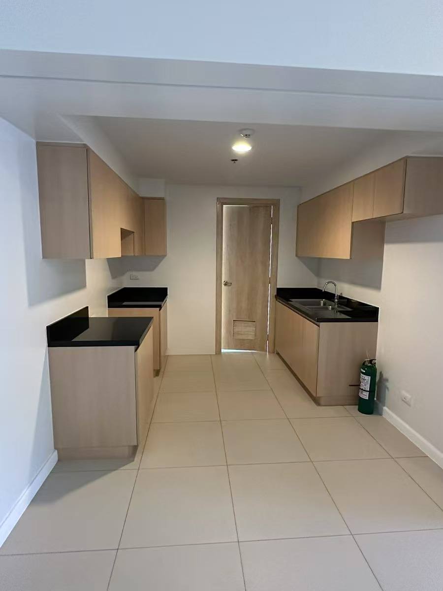 Gentry Residences, Salcedo Village, Makati City