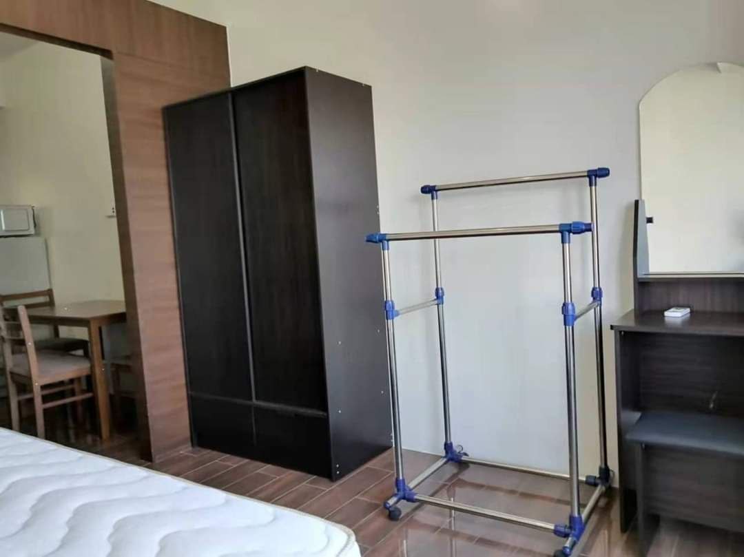 Unit 39, The Ellis Makati, Salcedo Village, Makati City
