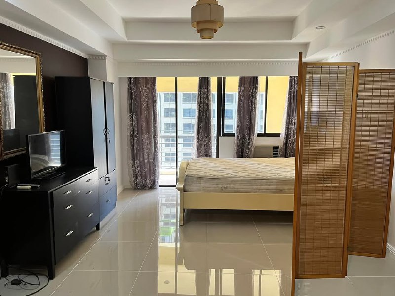 Unit 15F, Greenbelt Radissons, Legazpi Village, Makati City