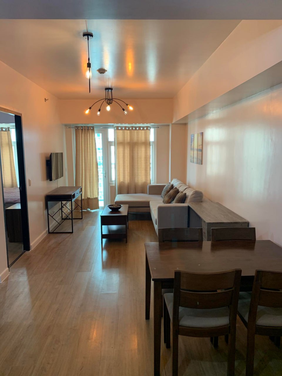 Unit 30, South of Market Private Residences Tower A, BGC, Taguig City