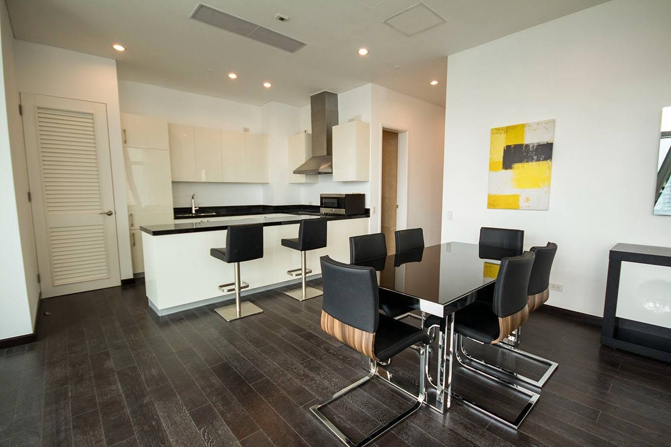 Unit 1703, Trump Tower, Century, Makati City