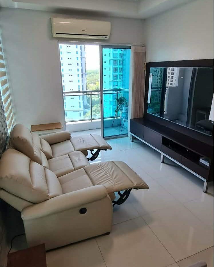 Unit 10, Crescent Park Residences North Wing, BGC, Taguig City