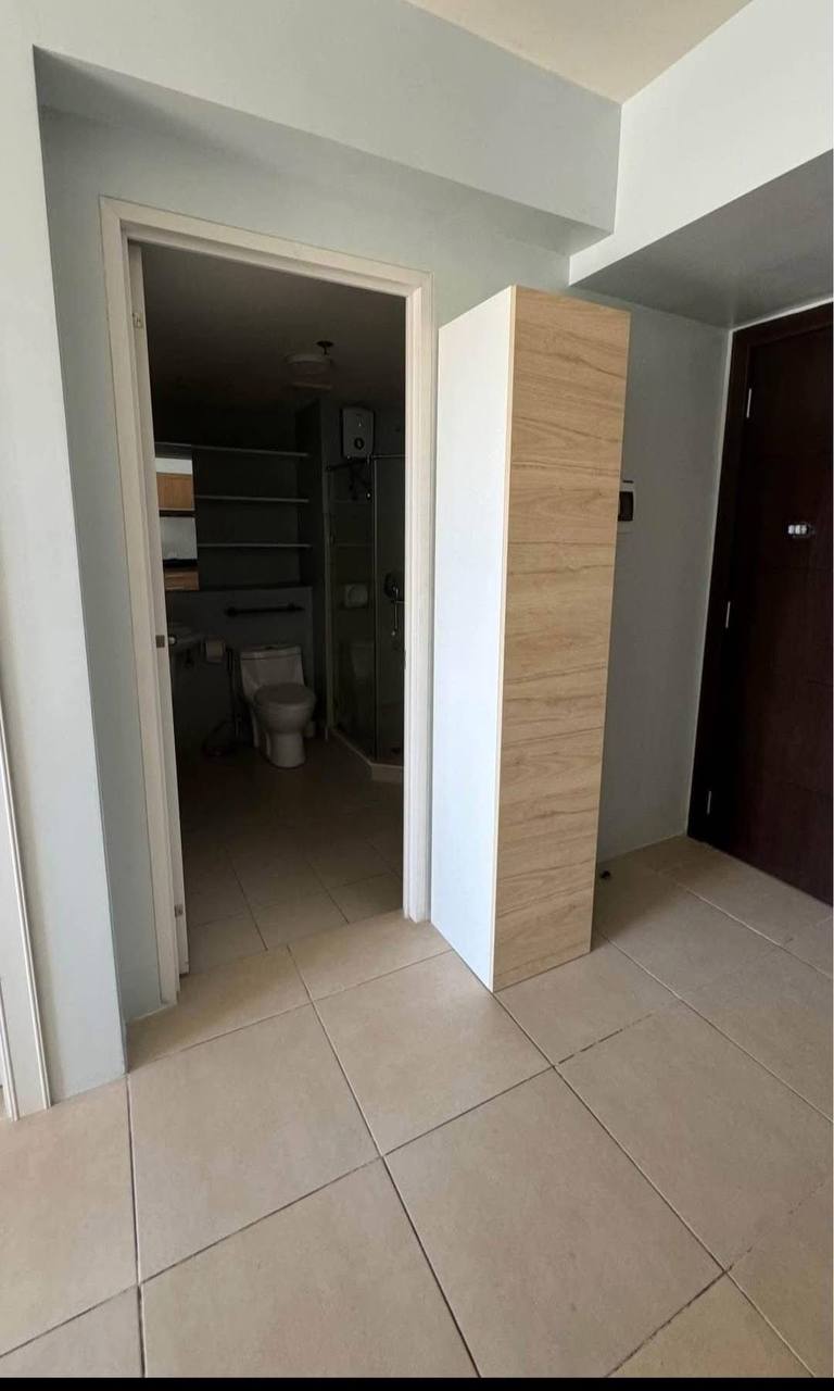 Unit 11, Avida Towers Verte, Makati City