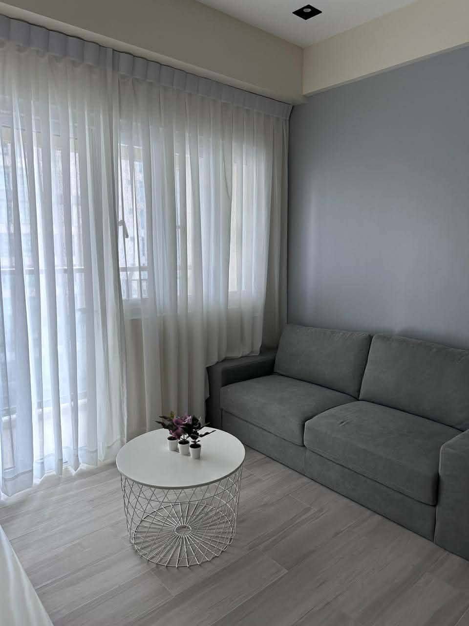 Unit 14, Madison Park West Tower A, Uptown BGC, Taguig City