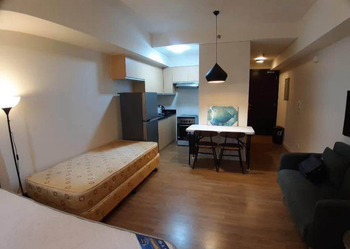 Unit 37, Lerato Tower Three, Makati City