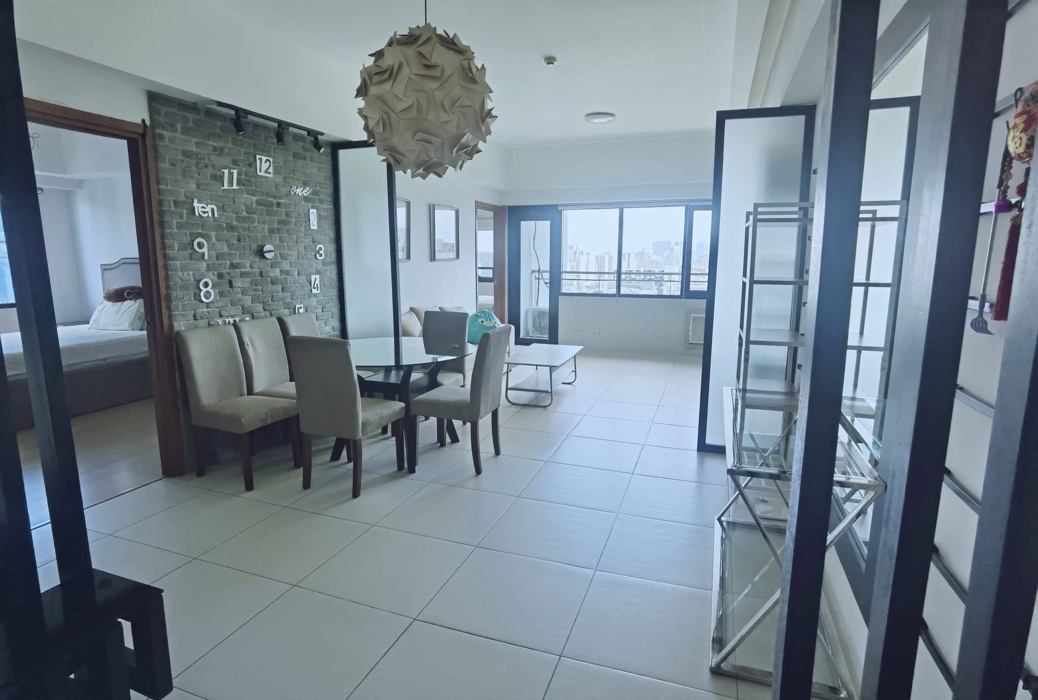 Unit 37A, Icon Plaza, BGC, Taguig City