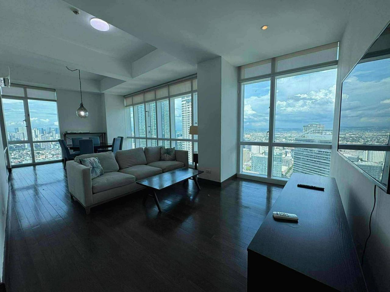 Unit 52, Eight Forbestown Road, BGC, Taguig City