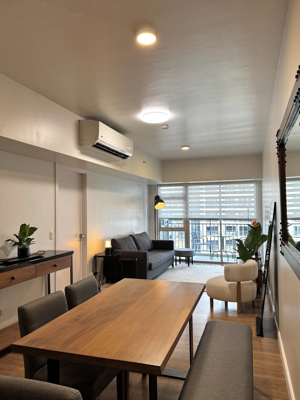 Unit 15, Verve Residences Tower One, BGC, Taguig City