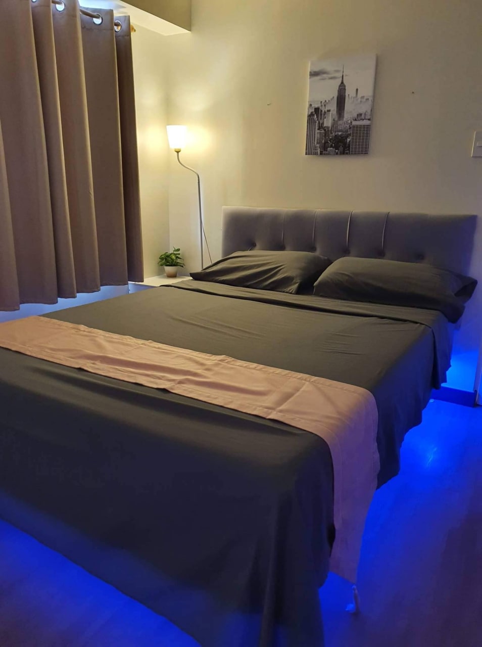 Unit 18, Brixton place, Pasig City