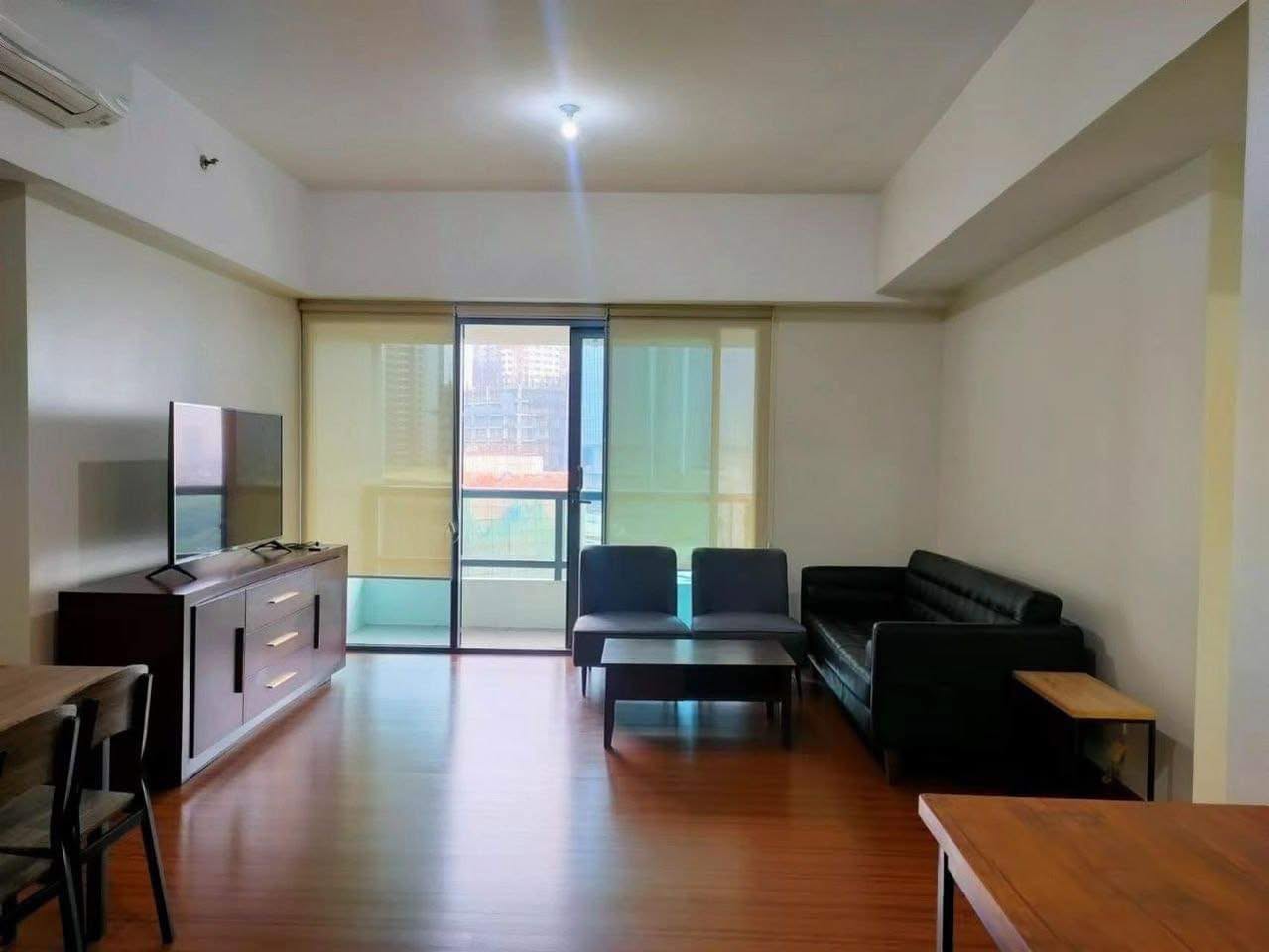 Unit 9, Shang Salcedo Place Tower Two, Salcedo Village, Makati City
