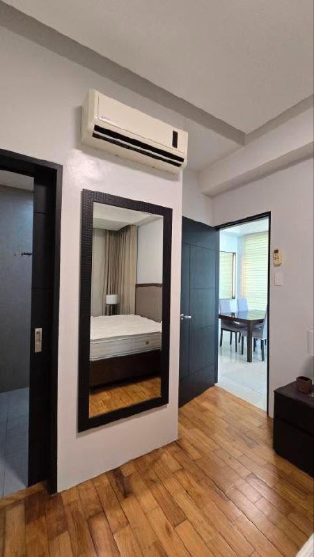 Unit 10, Crescent Park Residences North Wing, BGC, Taguig City