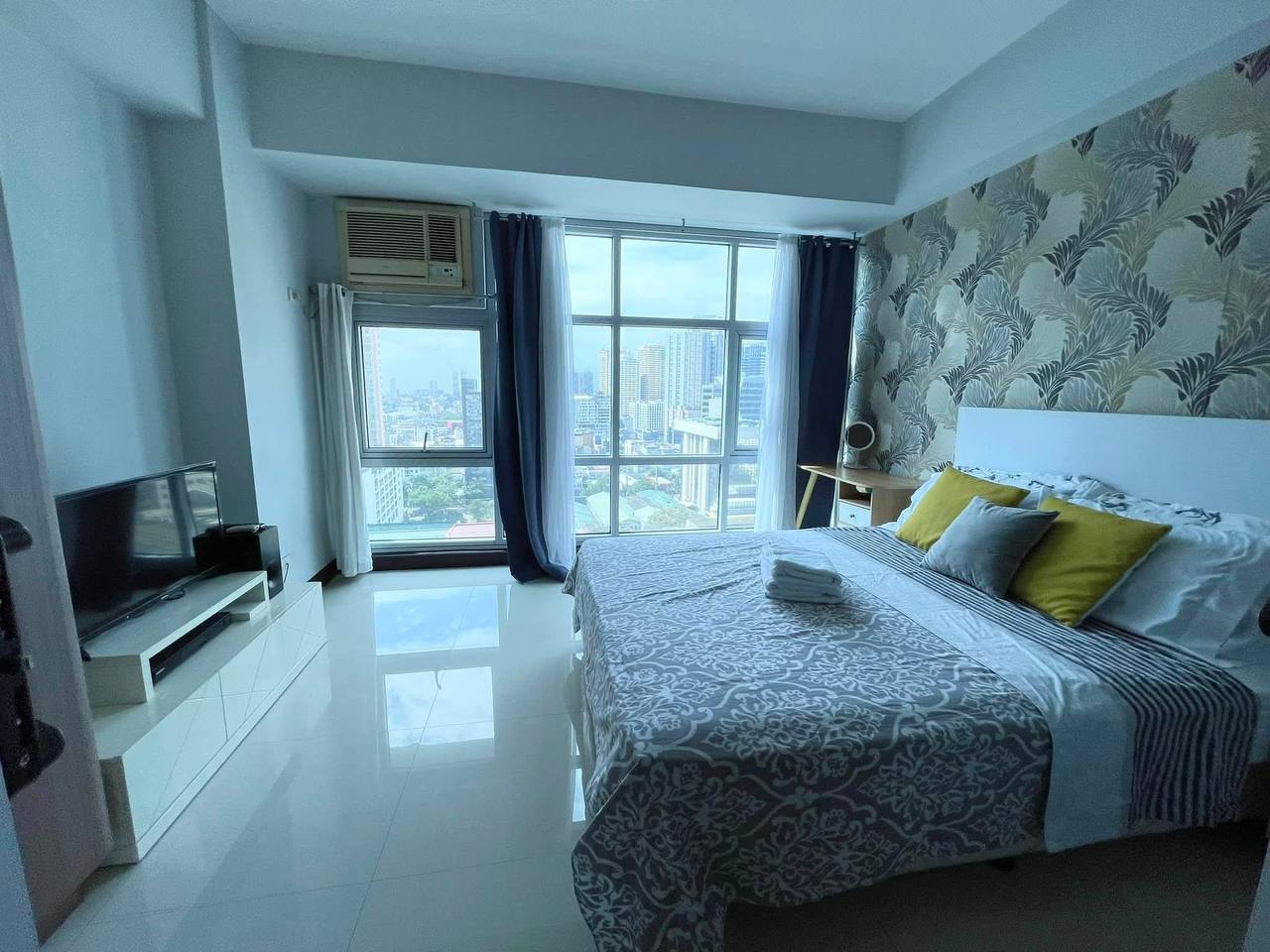 Unit 18, Greenbelt Madison, Legazpi Village, Makati City