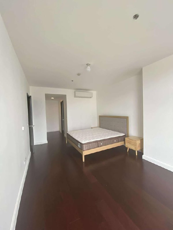 Unit 18, West Gallery Place, High Street BGC, Taguig City