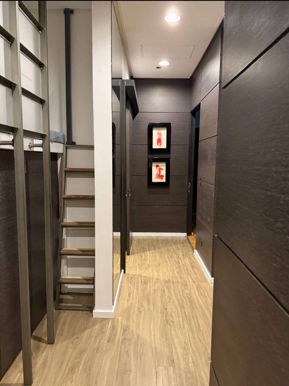 Unit 1I, Amorsolo West, Rockwell Center, Makati City