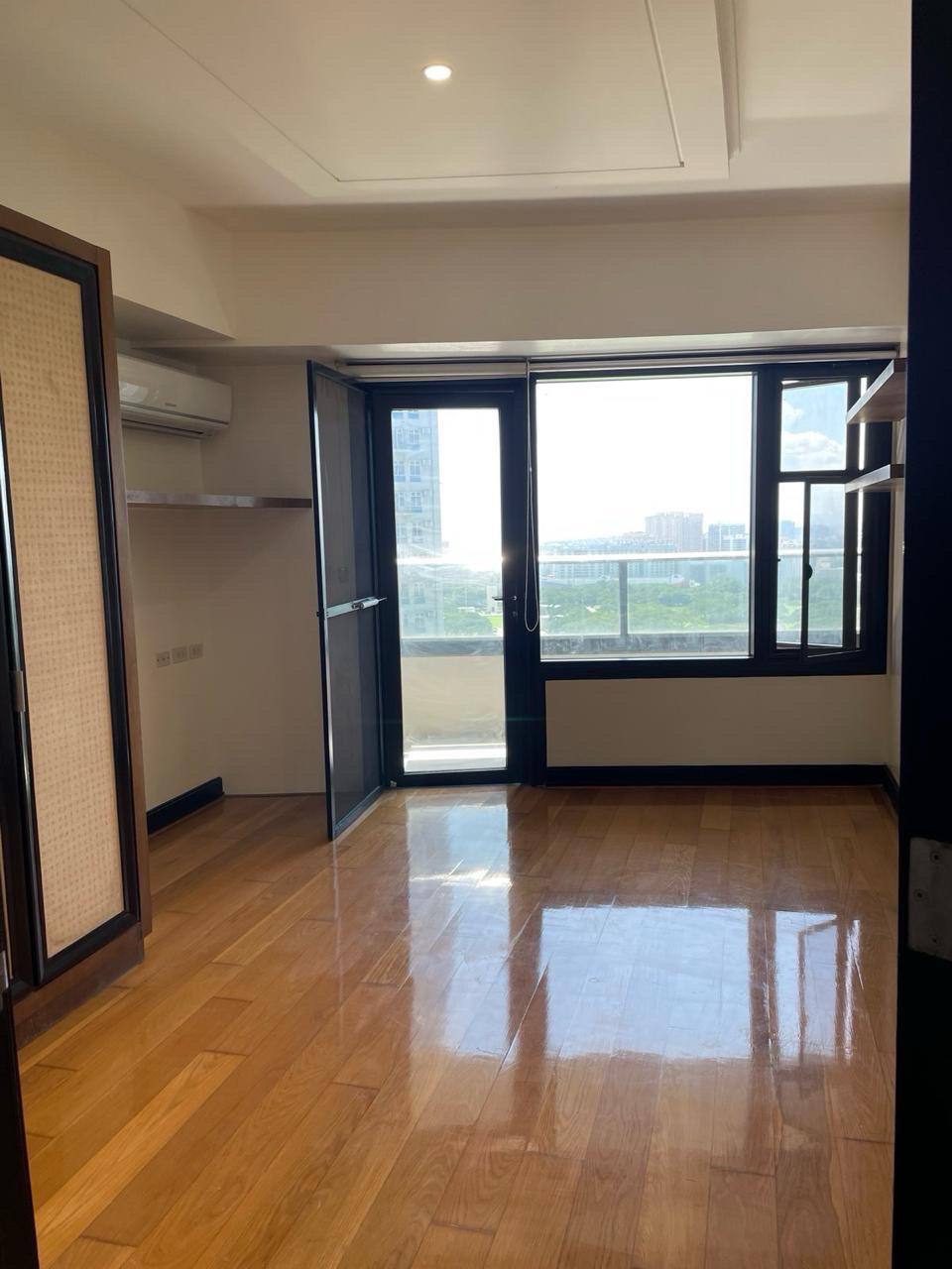 Unit 2201-2202, Arya Residences Tower Two, BGC, Taguig City