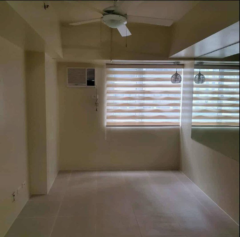 Unit 2, Avida Towers Turf Tower One, BGC, Taguig City