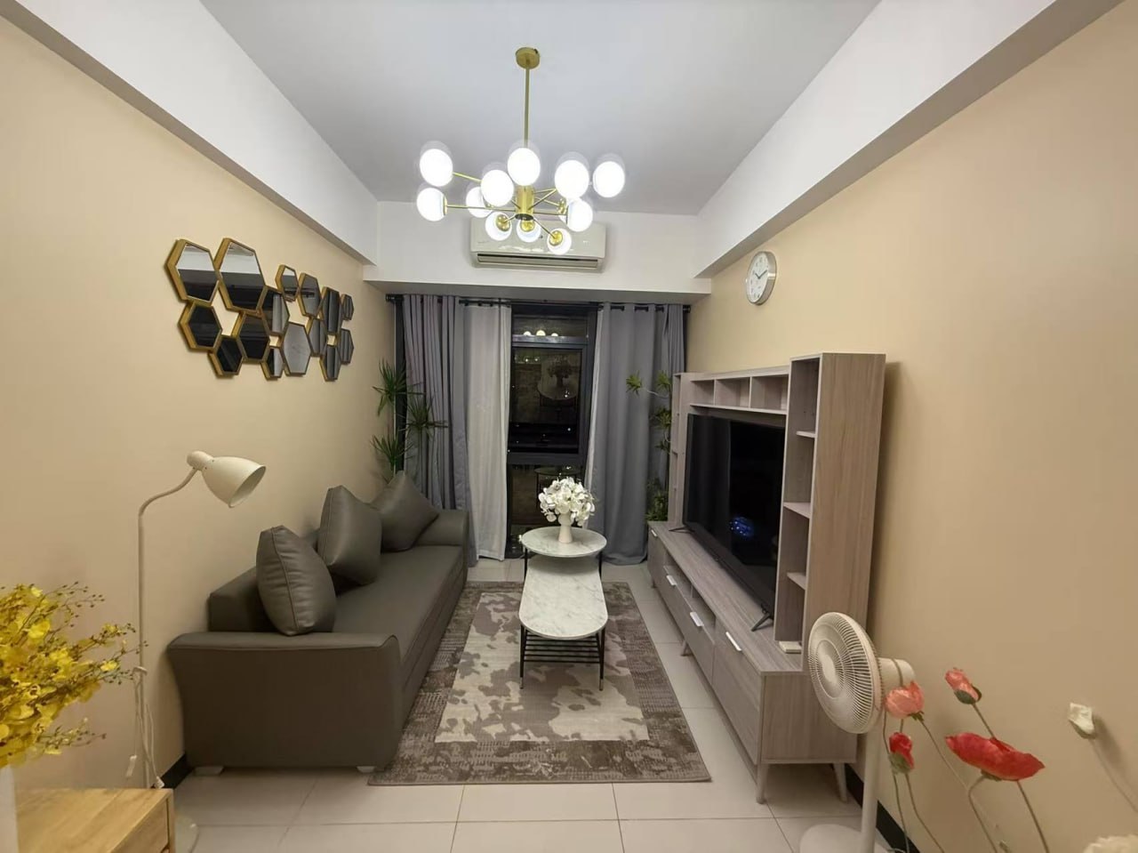 Salcedo Skysuites, Salcedo Village, Makati City